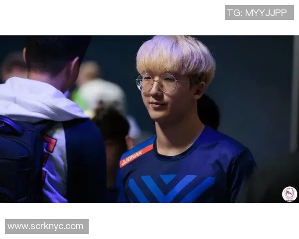 CSGO战术分析：RNG在盯防策略中的成功与失误探讨